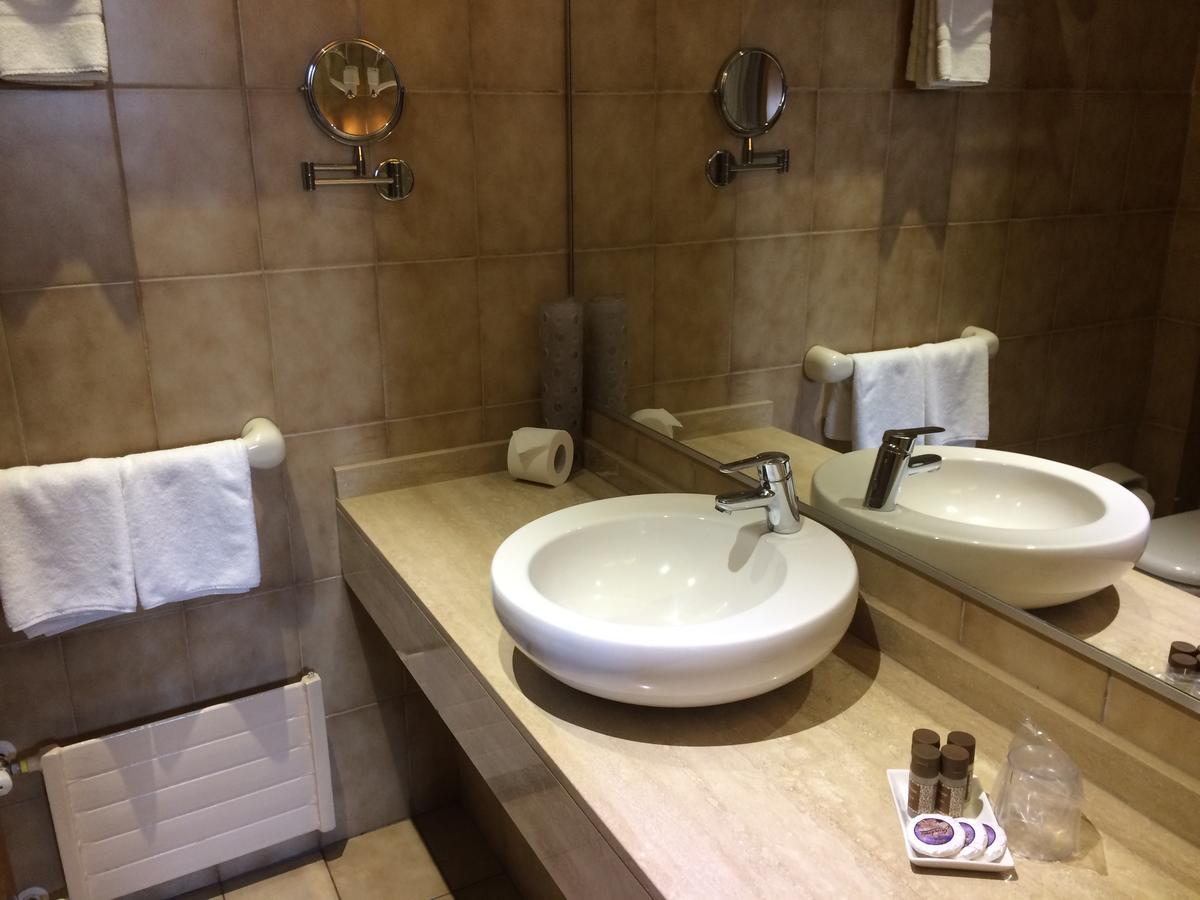 Hotel Plaza Cienfuegos タルカ エクステリア 写真